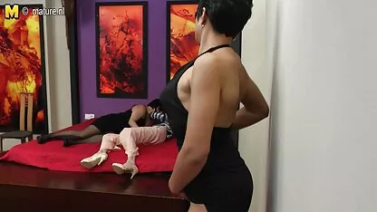 FISTING-a lot of girls, a teen in video jepang sex Miami