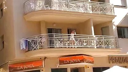 Evil boy vidio potno jepang Bailey mulai masturbasi ketika aku bangun.