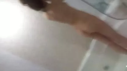 Besar japan bokep xxx kebutuhan dua ayam untuk memuaskan dirinya.